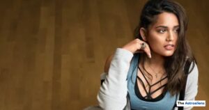 Dipika Pallikal Height, Biography, Age, Husband & Family Dipika Pallikal Professional Career (Squash Journey)