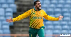 Tabraiz Shamsi Wife – Khadija Shariff